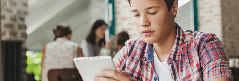 Leading UAE School Digitizes Learning with the Help of 42Gears